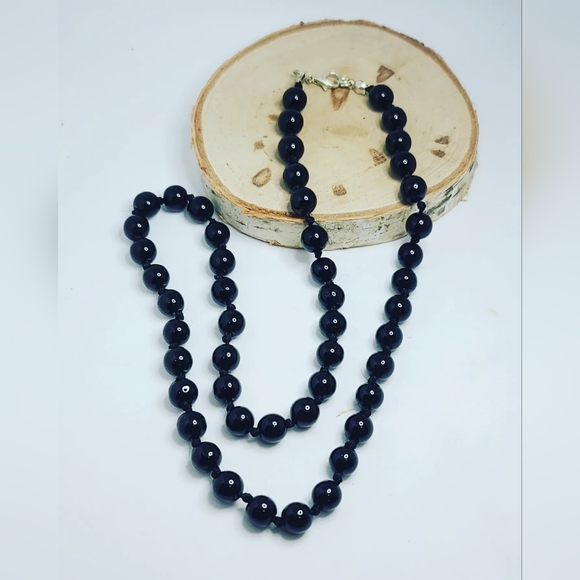 Black Agate Unisex Beaded necklace 8 mm - Picture 1 of 5
